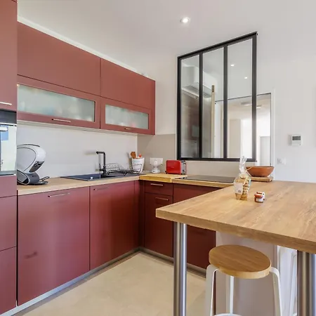 Le Palmier - A 5 Min Vue Et Montagne