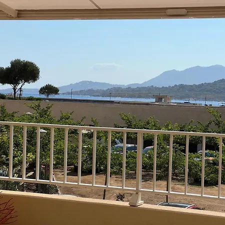 Le Palmier - A 5 Min Vue Et Montagne